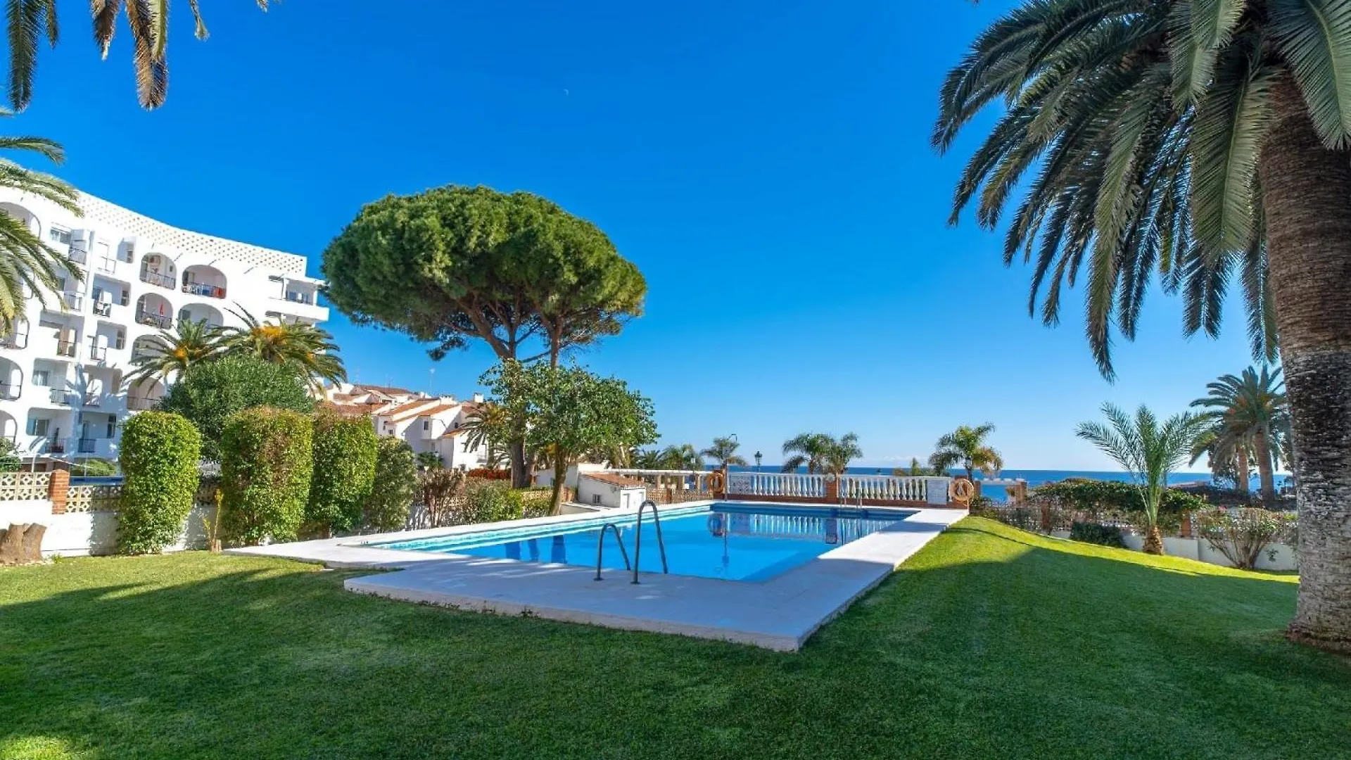 Ferienwohnung Fuer 4 Personen Ca 80 Qm In Nerja, Andalusien Costa Del Sol